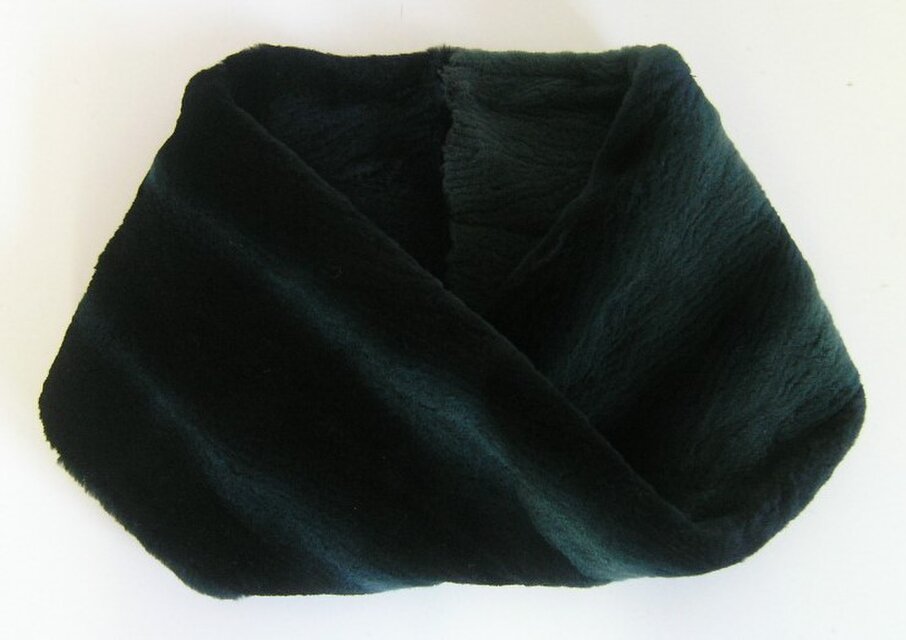 new antique fur ¶ オーロラカラー染シェアードミンクファーnejiri