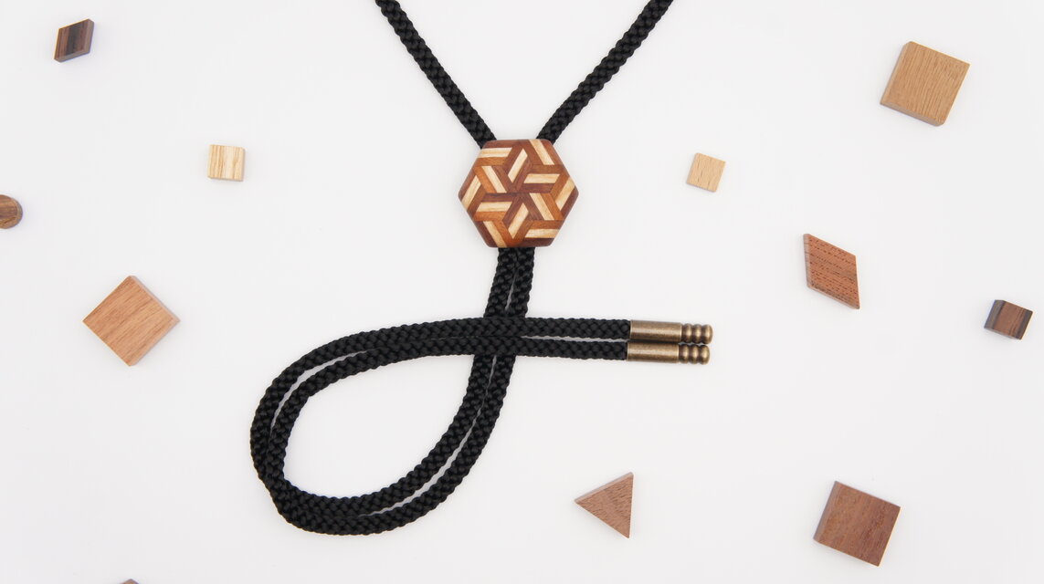 寄木のループタイ