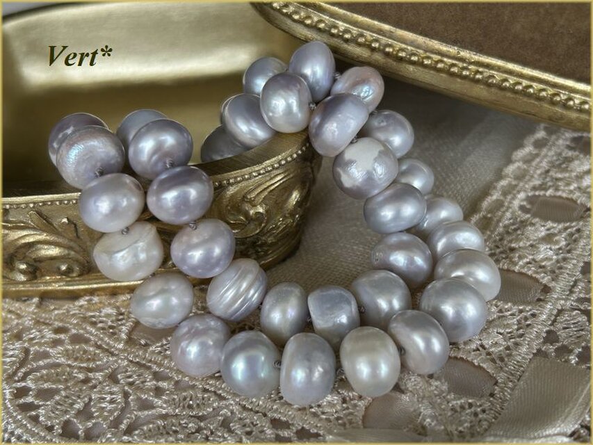 《ラスト１点》ホワイトライトシルバー大粒ロンデル淡水パールグリフィンショートネックレス（44）