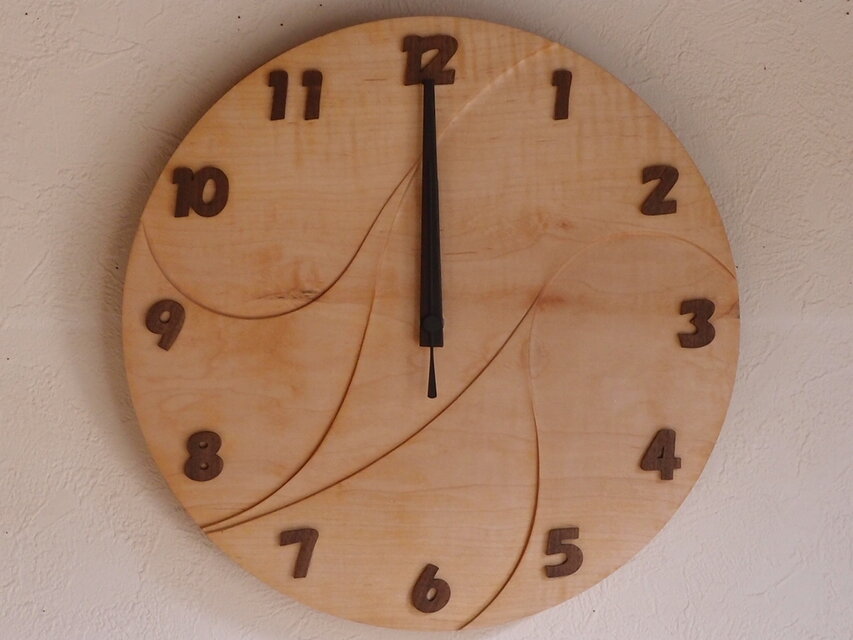 無垢の木の電波掛け時計　かえで　００１２