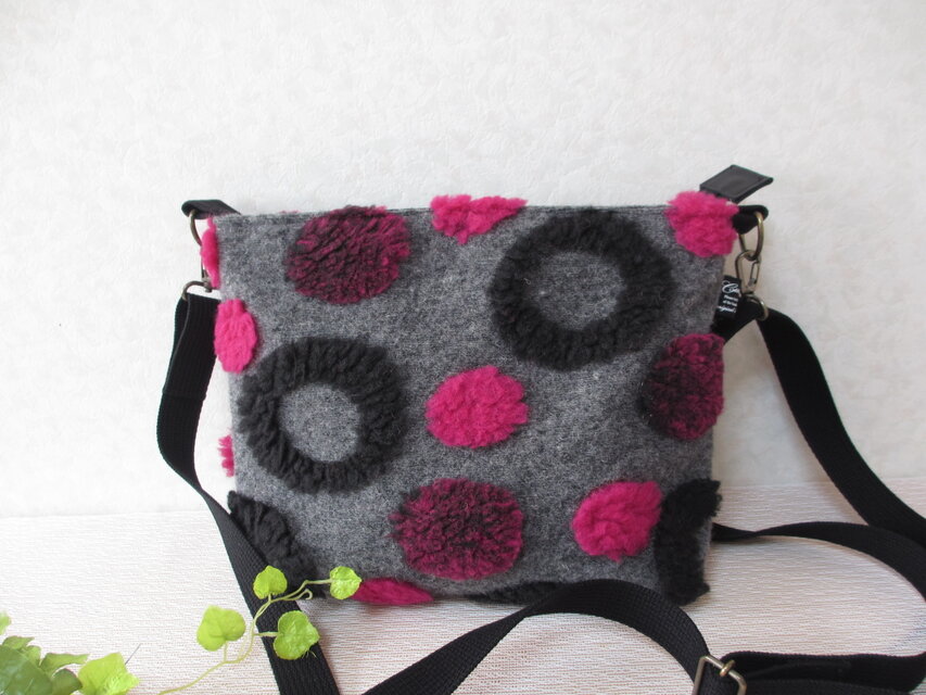 ボア・ジャガードのショルダー（イタリア製）