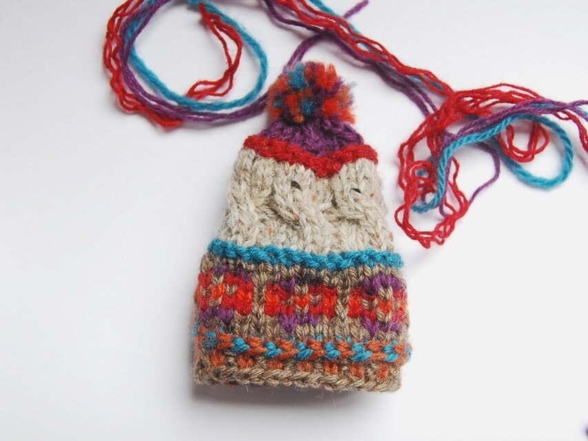 【red brown】NitHat ブローチ