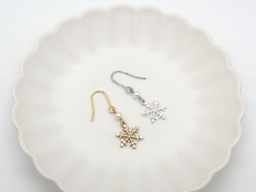雪とパールのピアス／イヤリング