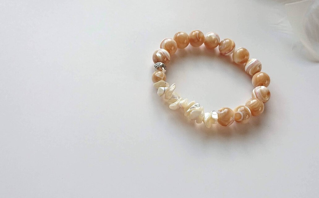 ◆mさまご予約品   *マザーオブパールのブレスレット