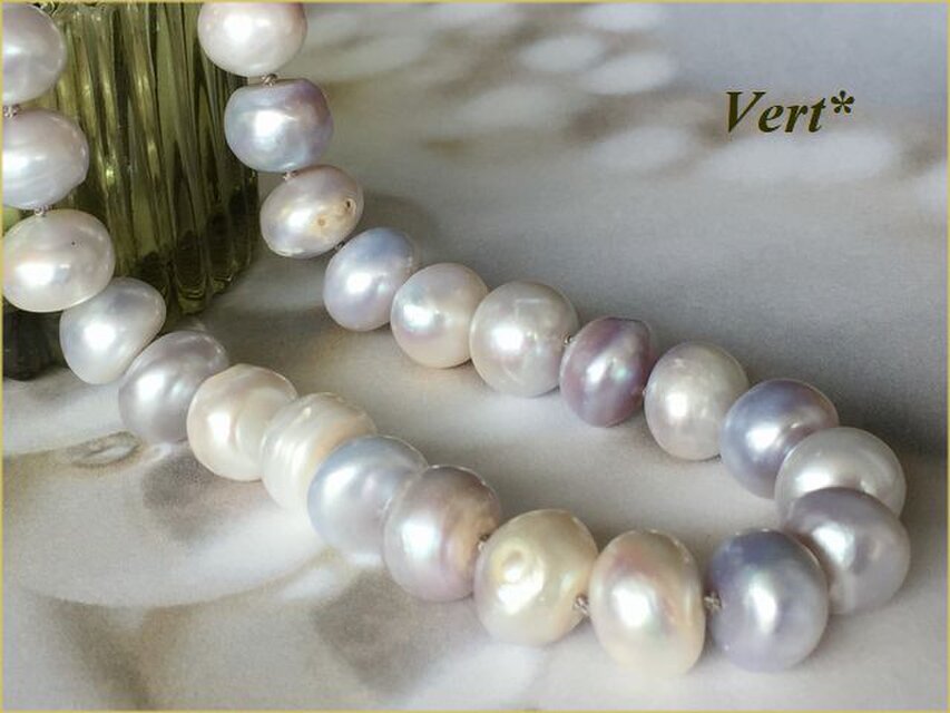 ホワイトライトシルバー大粒ロンデル淡水パールグリフィンショートネックレス（40）