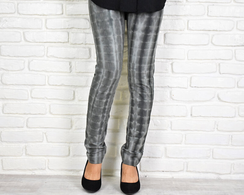 極上の穿き心地！スキニーストレートストレッチロングパンツ　＜タイダイグレー＞