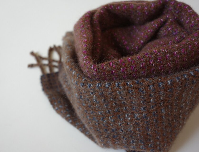 手織りカシミアマフラー・・カシス