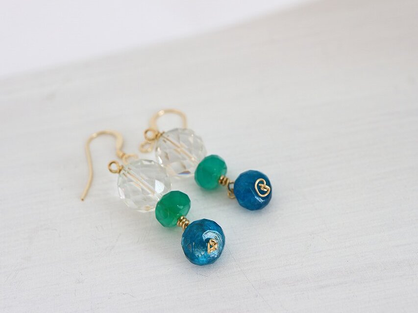 海に行きたい＊ヴィンテージ＊透明＊ブルー＊アパタイト＊14kgfピアス＊no.393