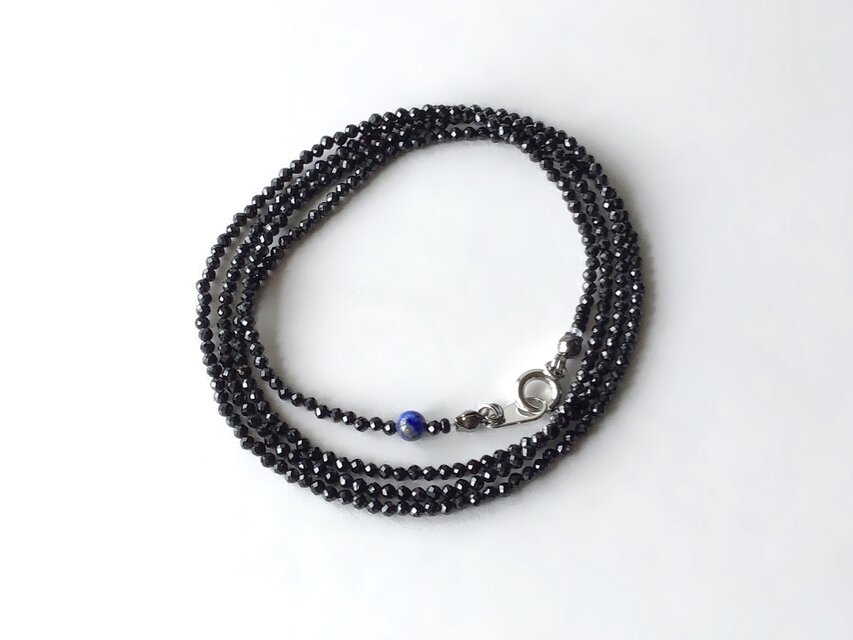 ブラックスピネルのロングネックレス【受注制作】／約72cm, ラピスラズリ, 天然石