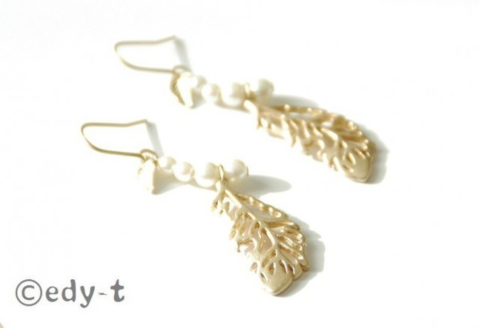 edy-t■Wリーフパールピアス☆