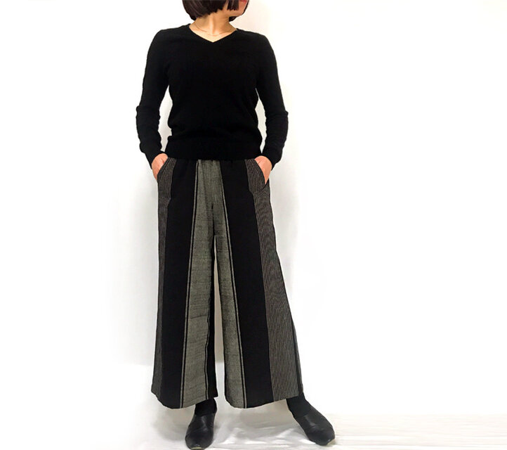 再販★すっきり脚長シルエットの手織綿ロングパンツ、ブラックストライプ