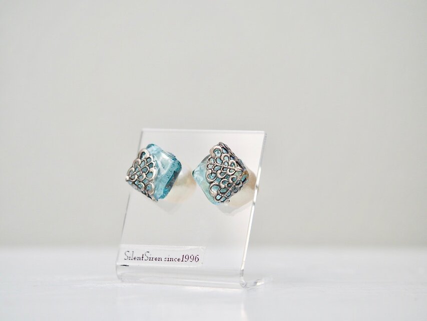 *アクアブルー*フィリグリースクエアピアス