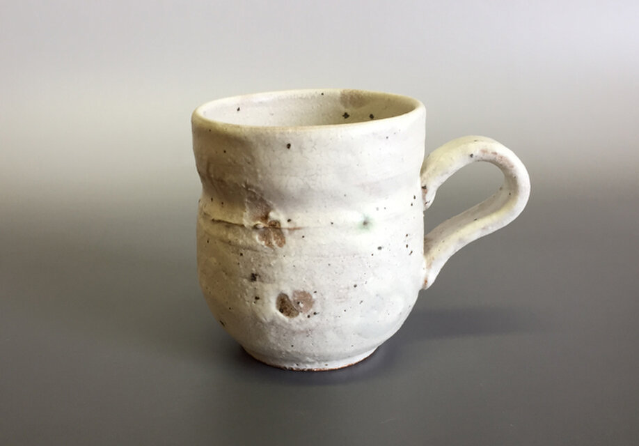 粉引マグカップ（だるま）