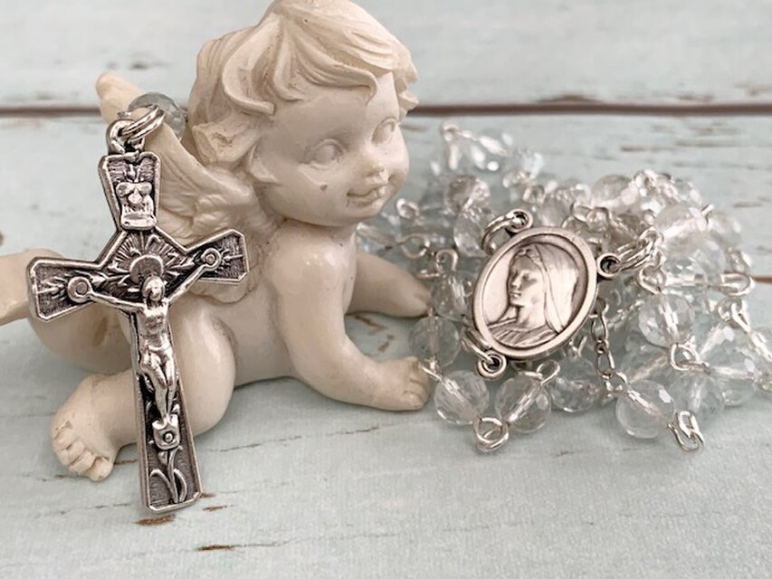 ホワイトトパーズのロザリオ