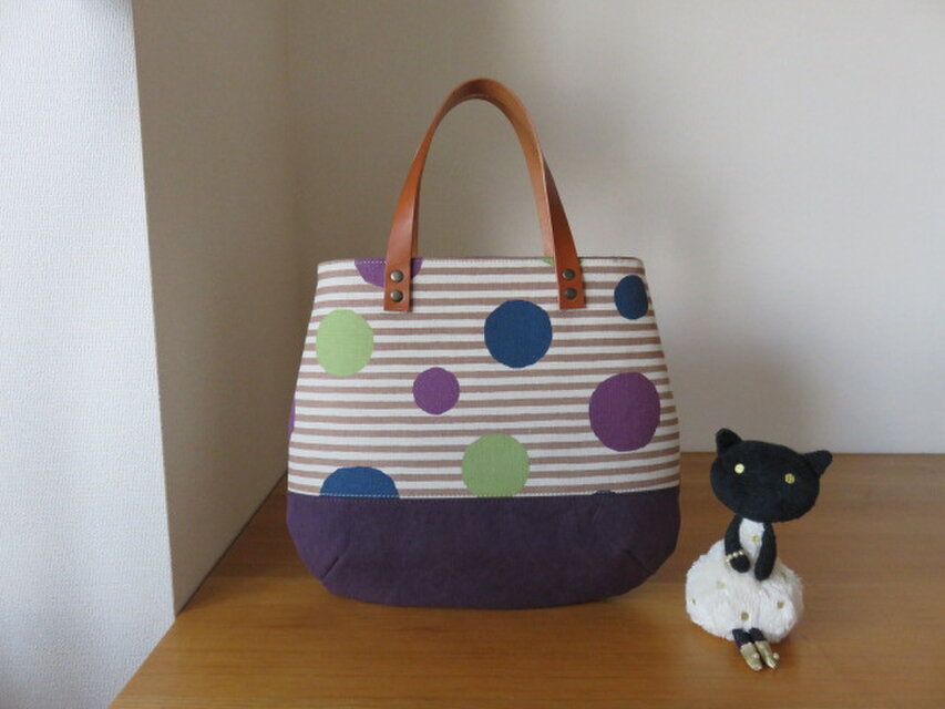 おにぎり型のトートバッグ　ドット&帆布　①