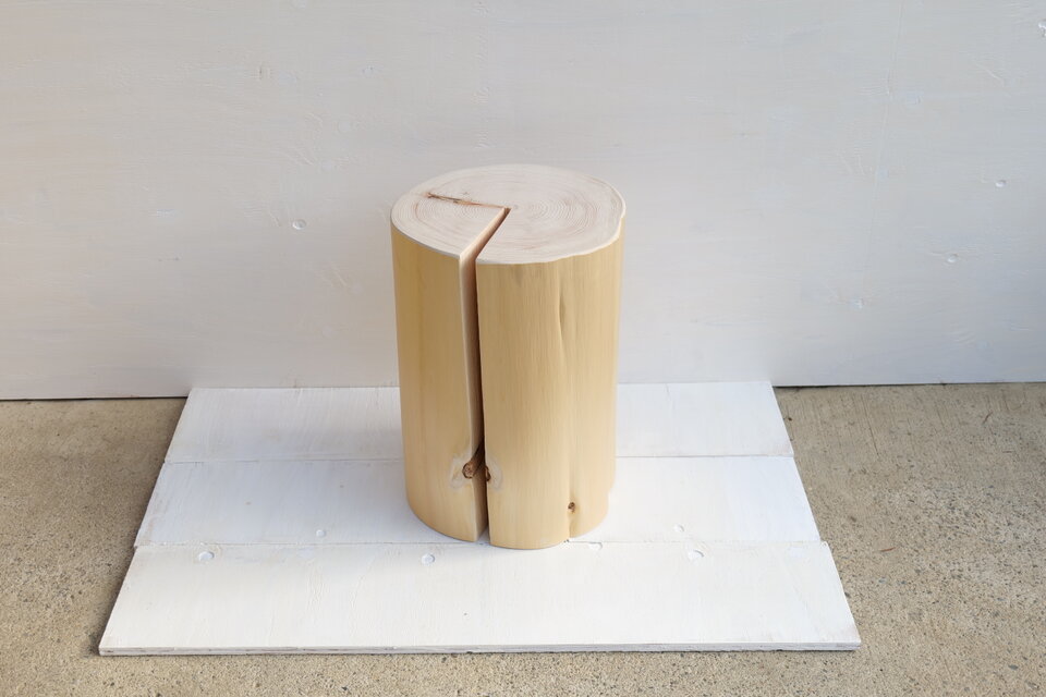 HINOKI LOG STOOL 森の丸太スツール＜ヒノキ磨き仕上げ