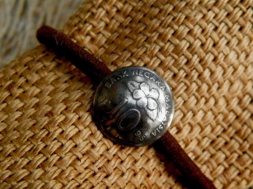 ＃H134　Malaysia Coin Hair Elastic