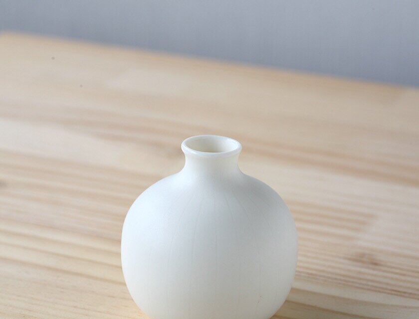白い陶磁器 花瓶 漢字書道付き 白い陶磁器 花瓶 漢字書道付き Amazon.co.jp: 花瓶 フラワー
