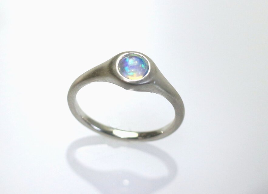 Pm900 ウォーターオパール　2.44 ダイヤモンド　0.81 リング　指輪