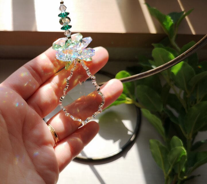スワロフスキー✽green✽リーフサンキャッチャー(スタンド付き