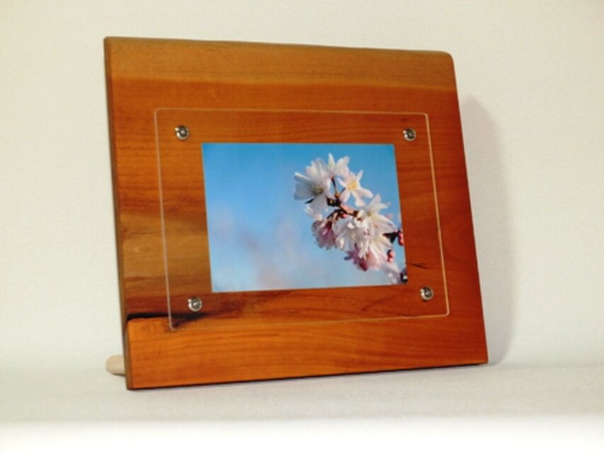 おしゃれな木のフォトフレーム No.10朱里桜の天然木（L-10）