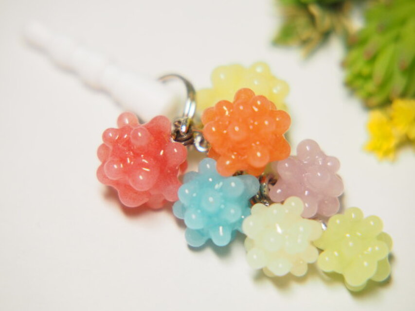 こんぺいとうじゃらじゃら　イヤホンピアス　マカロンカラー