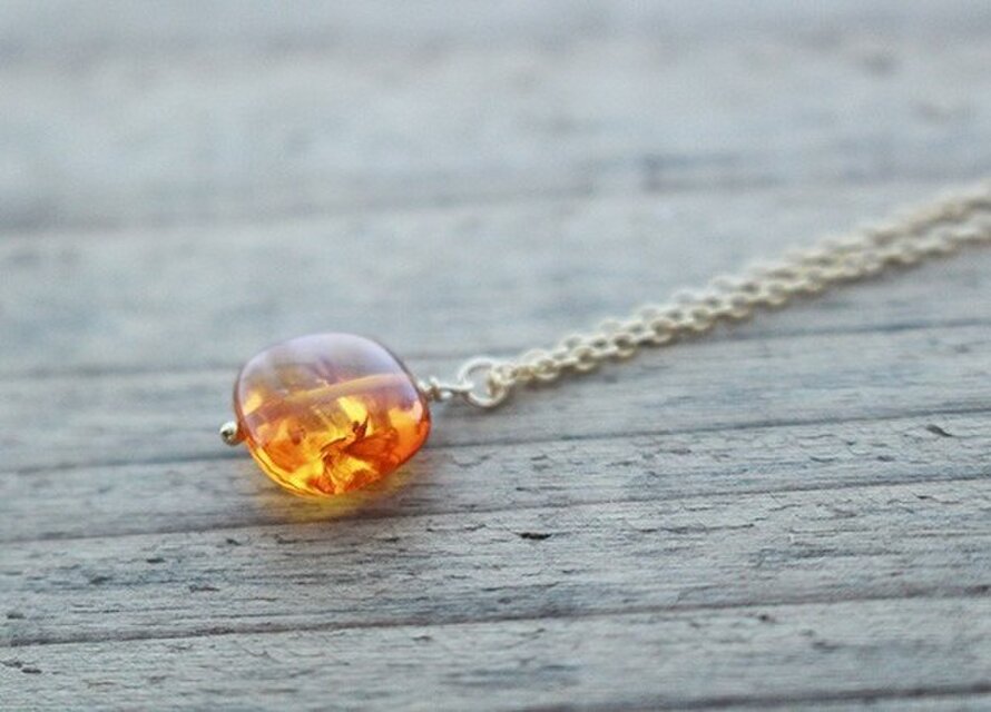 バルティックアンバーのネックレス（K14GF）