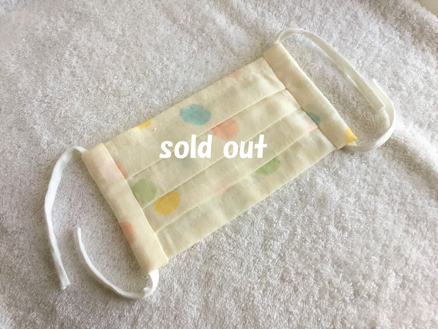 布マスク・プリーツタイプ（水玉）