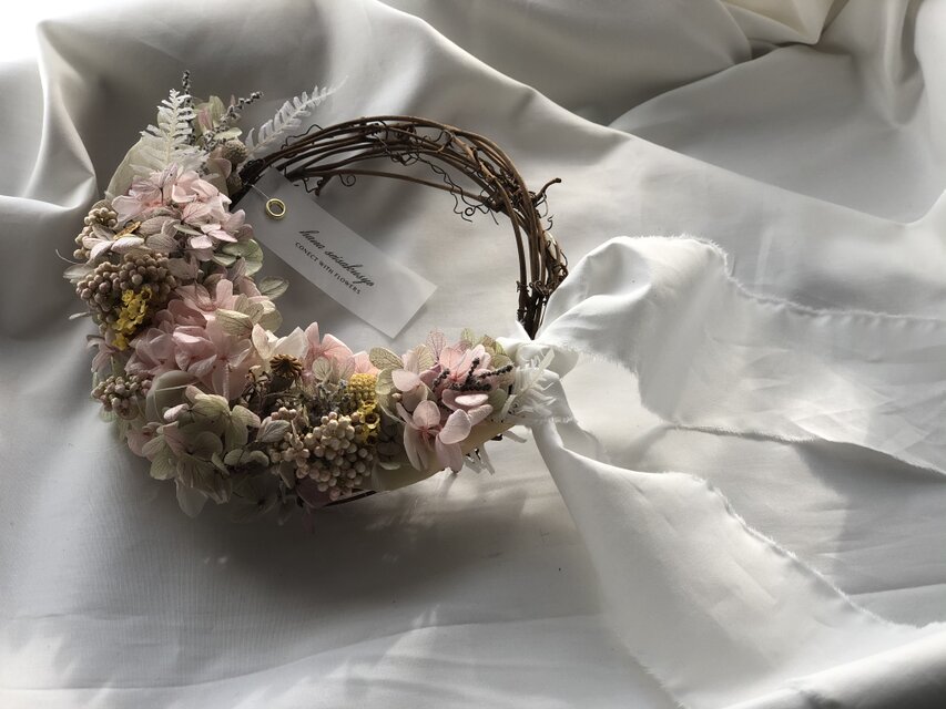 ピンクの優しさリース　プリザーブドフラワー