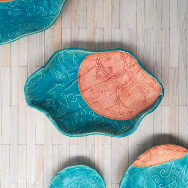 明るく、楽しく、美味しく！トルコマット楕円皿４　ターコイズブルー