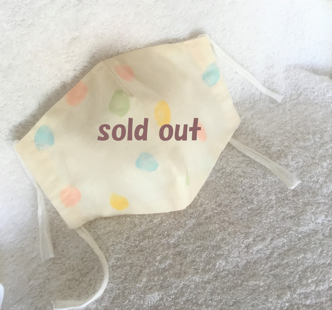 布マスク・上下ダーツの立体タイプ(水玉）