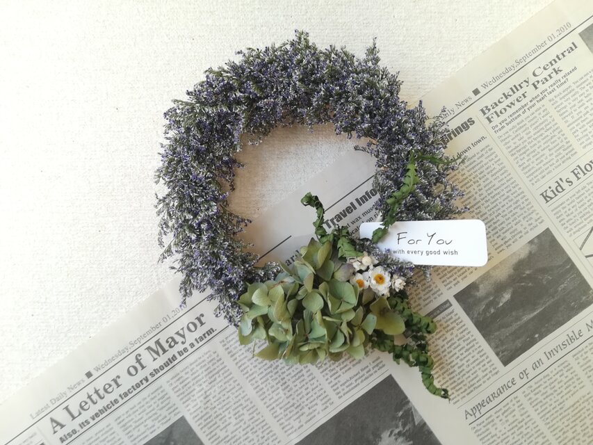リースブルーファンタジアと紫陽花のドライフラワーリース