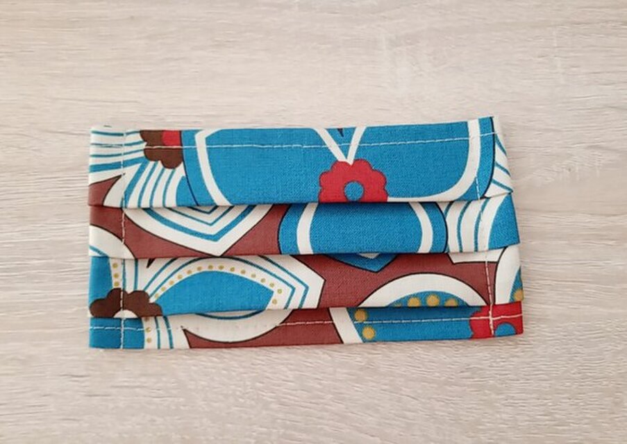 送料無料・洗える布マスク