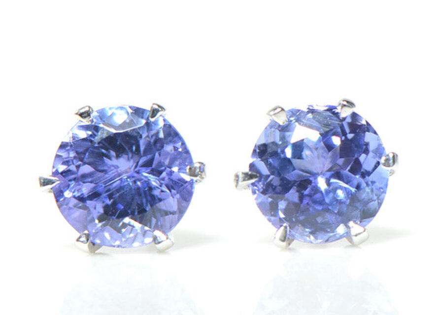 K18　タンザナイト　ピアス　K18ホワイトゴールド　BO070CI28