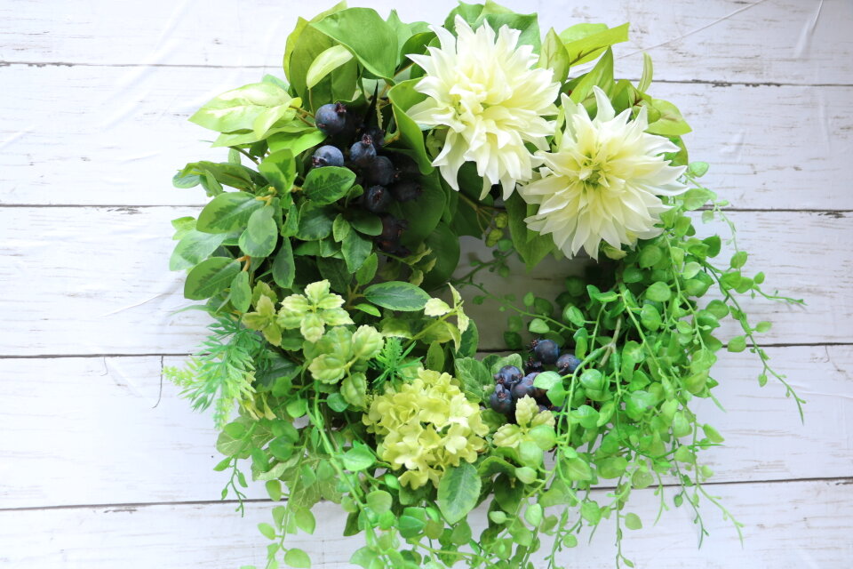 ダリアのリース