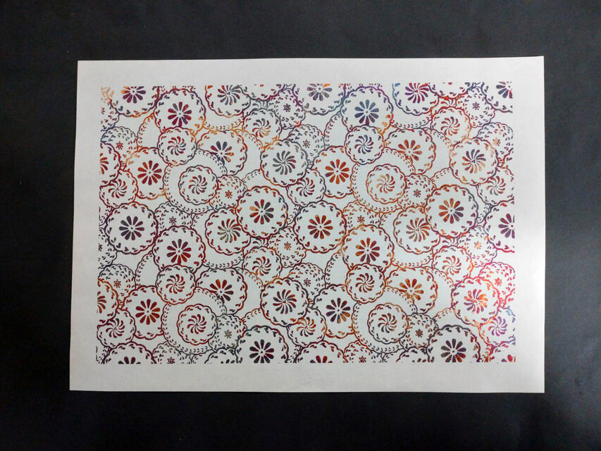 ギルディング和紙A3サイズ　花輪　生成和紙　赤混合