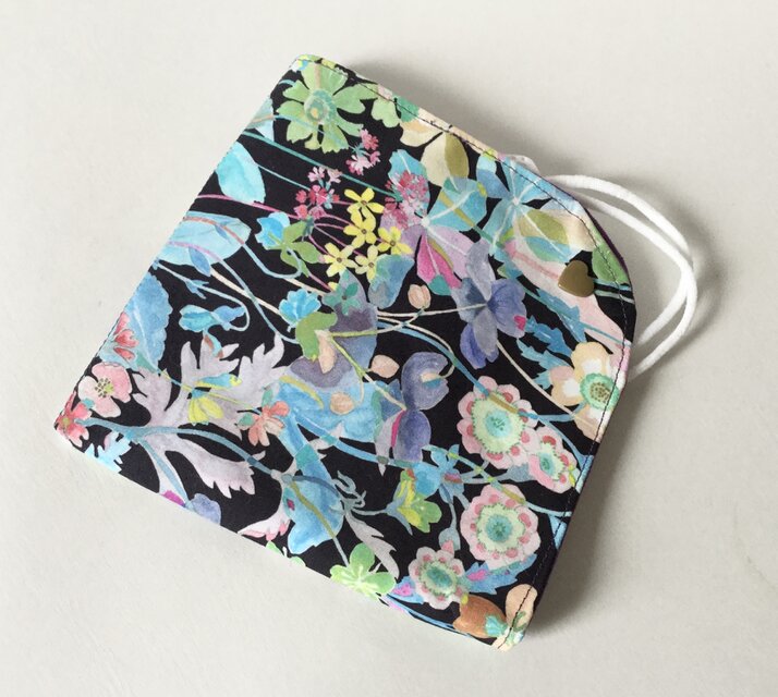 リバティ　プロポーザル　マスクケース　サニタリーポーチ