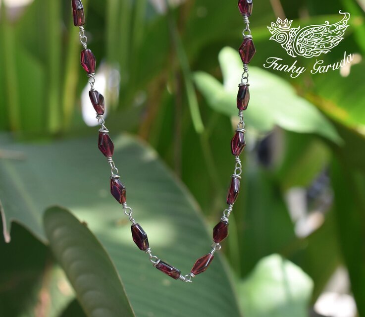 上品な色合い★ガーネット★ワイヤー ビーズ ネックレス bn012