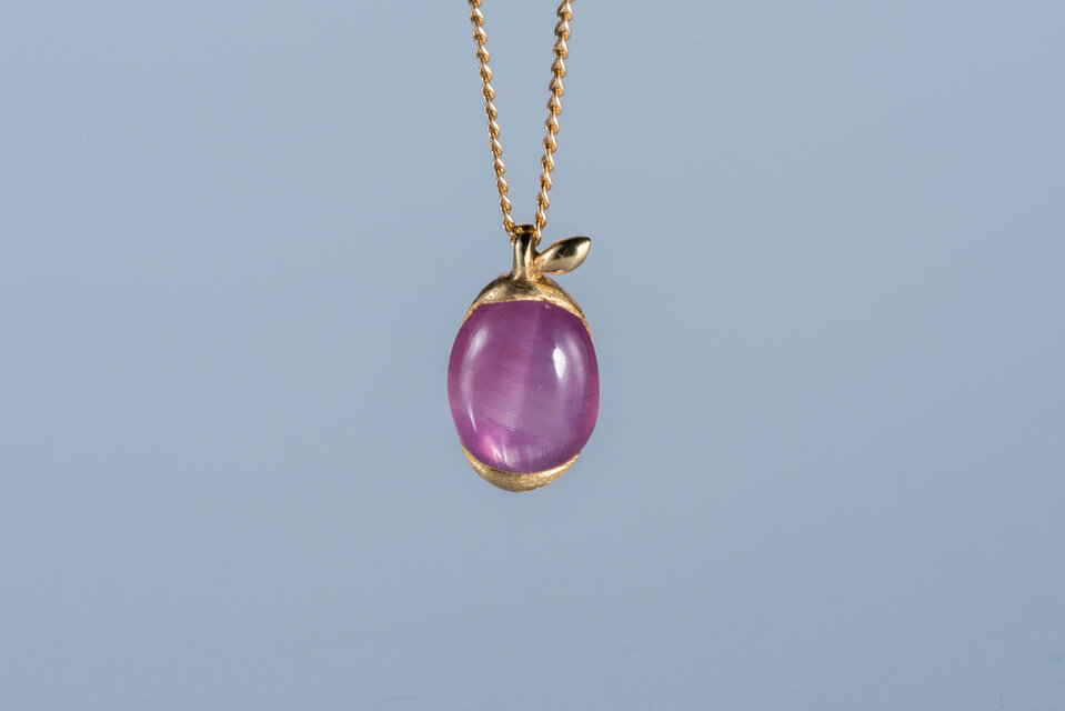 スタールビー　果物のネックレス