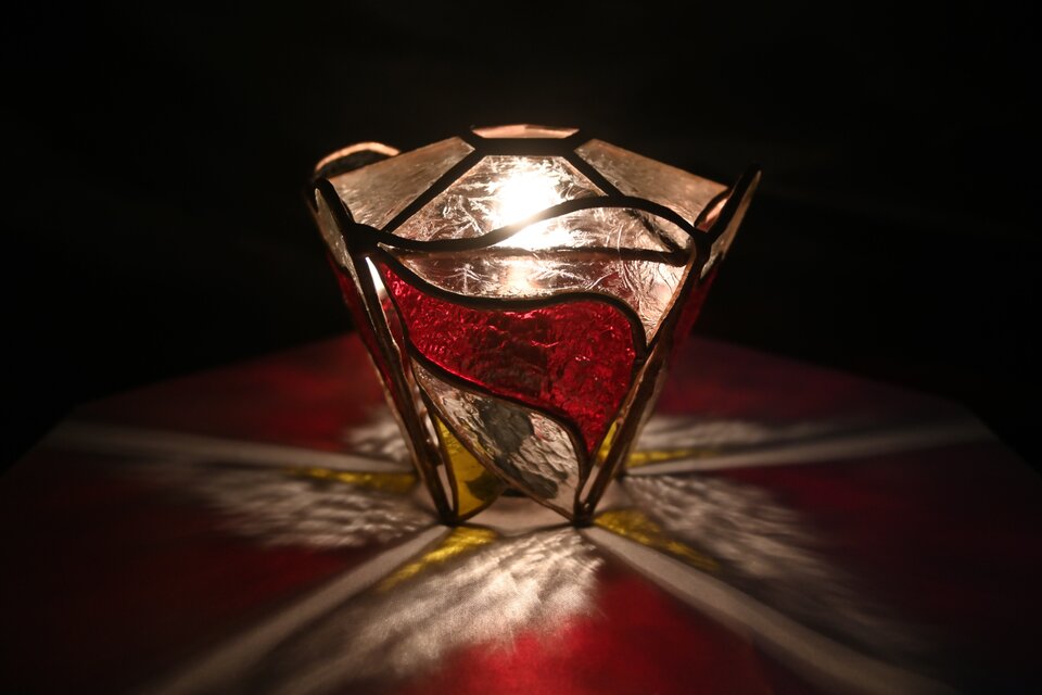 5星紅　ステンドグラスランプ