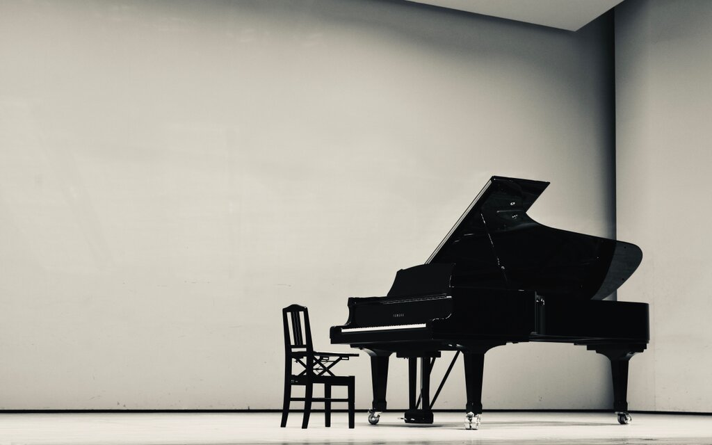 W026　Piano Concertos