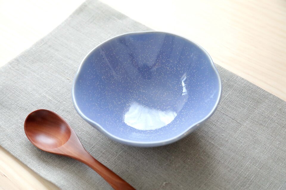 紫陽花結晶釉の輪花鉢