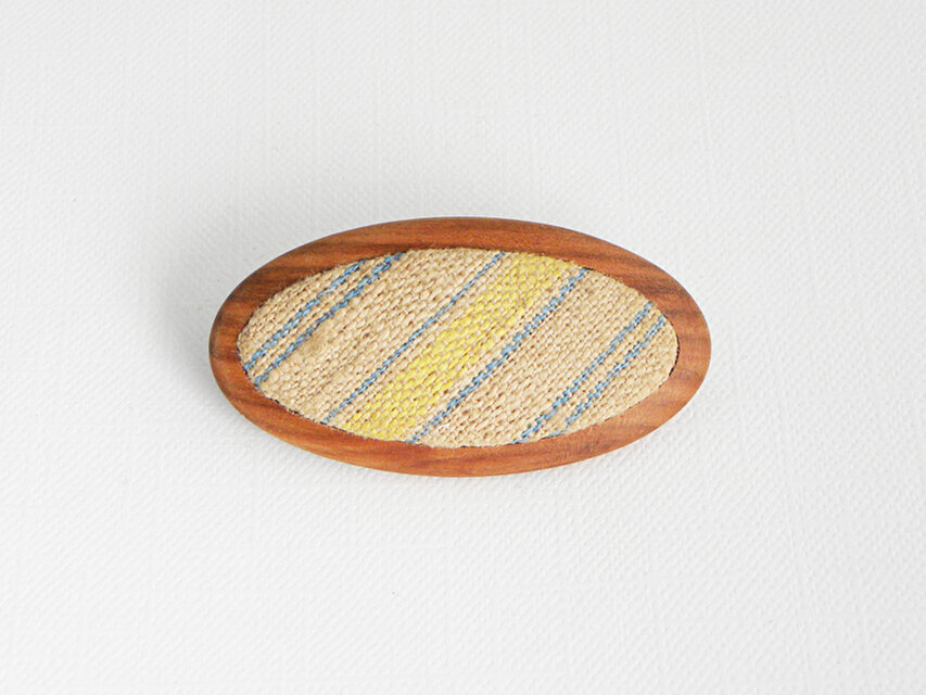 ブローチ -丹波布･ヤマザクラ楕円-