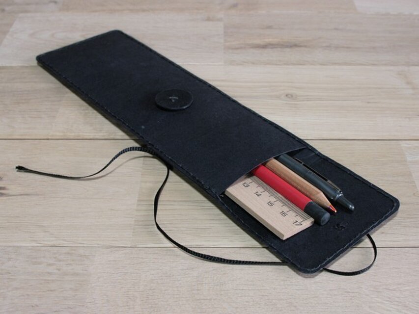 ロウ引き和紙のペンケース【黒】