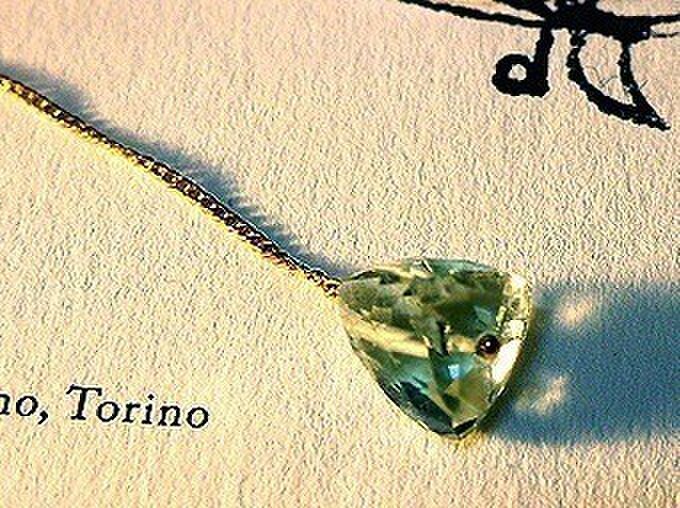 K18YGグリーンアメジスト(トリリアント)チェーンピアス