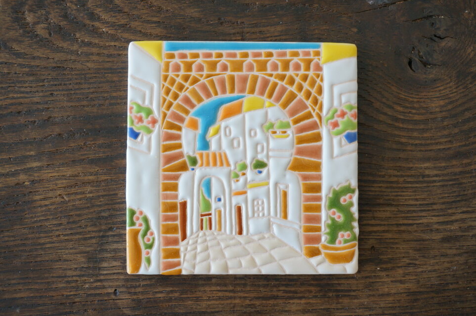 白い村の門　Puerta