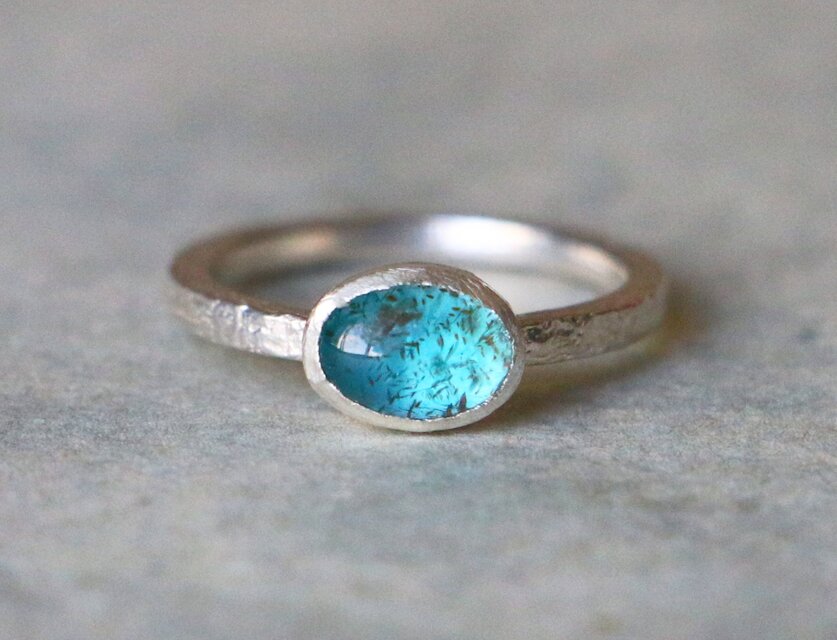 古代スタイル＊天然グリーンアパタイト　指輪＊7号　SV