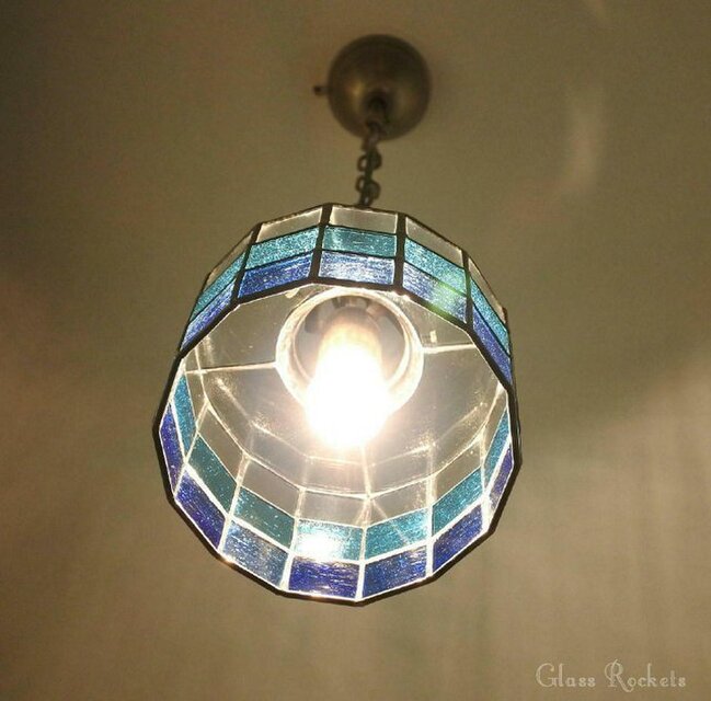 一点物「 四角で丸いランプ-ブルー海 」 ステンドグラス 照明 ランプ