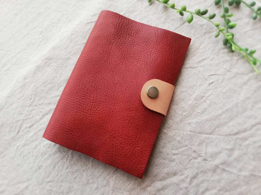 【あぷりこっと様オーダー品】マスクカバー　オイルシュリンクレザー　レッド