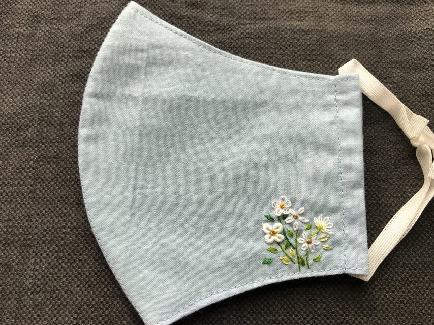 ワンポイント刺繍立体マスク90
